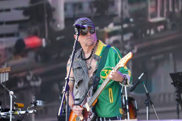 Mundo Livre S A will perform at Lollapalooza Brazil 2026 in Sao Paulo. Sao Paulo (SP), 03 22 2026 Lollapalooza Brazil Show Mundo Livre S A The band Mundo Livre S A performs during the Lollapalooza Brazil festival, held at the Interlagos racetrack, in the southern zone of the city of Sao Paulo. The event brings together national and international artists in three days of shows and musical attractions, on March 22, 2026. (Foto: Leco Viana Thenews2 imago images) Mundo Livre S A will perform at Lollapalooza Brazil 2026 in Sao Paulo. Copyright: xLecoxVianax