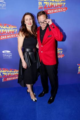 Fabian Harloff und Anke Wolff bei der Zurueck in die Zukunft Musical Premiere am 22.03.2026 im Stage Operettenhaus in Hamburg Zurueck in die Zukunft Musical Premiere in Hamburg