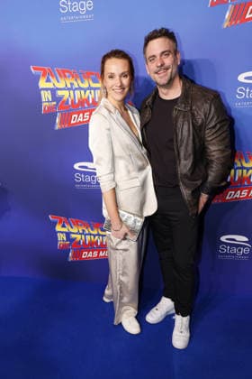 Anna Hofbauer und Marc Barthel bei der Zurueck in die Zukunft Musical Premiere am 22.03.2026 im Stage Operettenhaus in Hamburg Zurueck in die Zukunft Musical Premiere in Hamburg