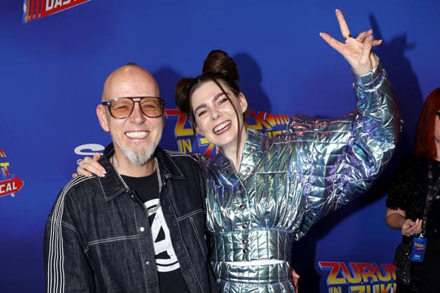Thomas D und Klaudia Giez bei der Zurueck in die Zukunft Musical Premiere am 22.03.2026 im Stage Operettenhaus in Hamburg Zurueck in die Zukunft Musical Premiere in Hamburg