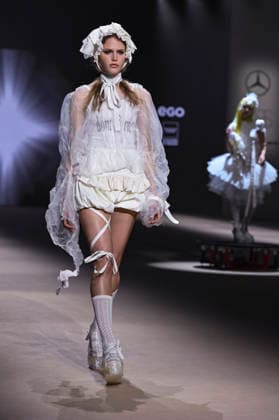 Mercedes-Benz Fashion Week Madrid in Spain - 22 Mar 2026 A model walks the runway wearing a design by Mericusan during Mercedes-Benz Fashion Week de Madrid in IFEMA. Madrid Spain Copyright: xAtilanoxGarciax xSOPAxImagesx photos10248