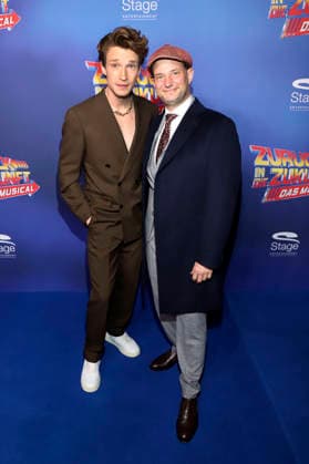 Raphael Gross und Jan Kersjes bei der Premiere des Musicals Zurück in die Zukunft im Stage Operettenhaus. Hamburg, 22.03.2026