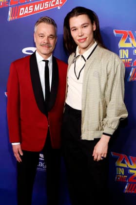 Raphael Schneider und Helge Mark Lodder bei der Premiere des Musicals Zurück in die Zukunft im Stage Operettenhaus. Hamburg, 22.03.2026
