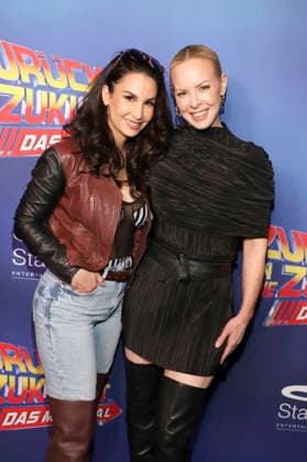Sila Sahin-Radlinger und Isabel Edvardsson bei der Premiere des Musicals Zurück in die Zukunft im Stage Operettenhaus. Hamburg, 22.03.2026