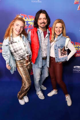 Johanna Mross, Lanny Lanner und Stefanie Hertel bei der Premiere des Musicals Zurück in die Zukunft im Stage Operettenhaus. Hamburg, 22.03.2026
