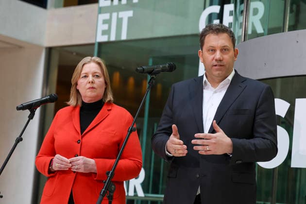 Bärbel Bas und Lars Klingbeil nach der Landtagswahl in Rheinland Pfalz im Will Brandt Haus am 23.03.26 in Berlin. Bärbel Bas und Lars Klingbeil bei PK in Berlin *** Bärbel Bas and Lars Klingbeil after the state election in Rhineland-Palatinate at the Will Brandt Haus on 23 03 26 in Berlin Bärbel Bas and Lars Klingbeil at a press conference in Berlin