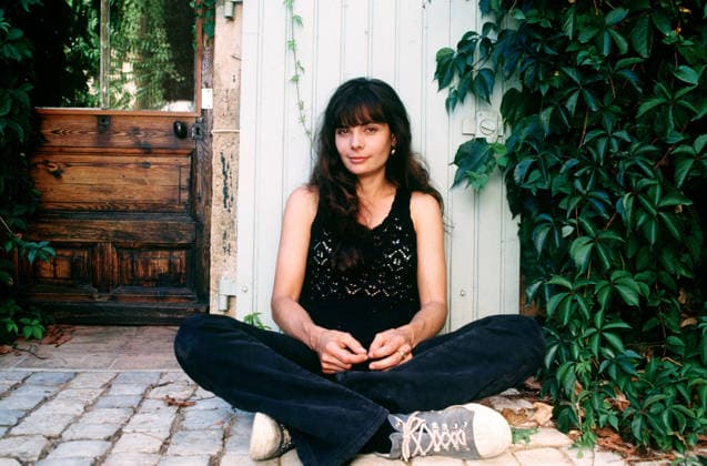 Portrait of Marie Trintignant at her place, near Uzes 1993 Helene BAMBERGER opale.photo la reproduction sous forme de tirage de cette image est soumise a une demande prealable d autorisation a l agence Opale RECORD DATE NOT STATED *** Portrait of Marie Trintignant at her place, near Uzes 1993 Helene BAMBERGER opale photo reproduction in print form of this image is subject to prior authorization from the Opale agency RECORD DATE NOT STATED  Copyright: x HelenexBAMBERGER opale.photox