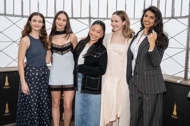 March 23, 2026, New York, New York, USA: MILLICENT SIMMONDS, MADDIE ZIEGLER, LANA CONDOR, IRIS APATOW and AVANTIKA VANDANAPU visit the Empire State Building in New York for a photo opportunity to celebrate the premiere of Pretty Lethal on Prime Video. 23 March 2026 New York USA - ZUMAa265 20260323_zep_a265_030 Copyright: xEricxAcquayex