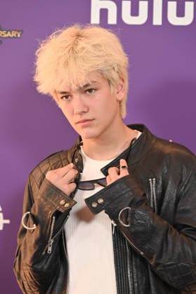 Hannah Montana 20th Anniversary Special LOS ANGELES, CALIFORNIA - MARCH 23 Hudson Stone at the World Premiere of Disney+ s Hannah Montana 20th Anniversary Special at El Capitan Theatre on March 23, 2026 in Los Angeles, California.Credit: Michael Mattesr AdMedia EDITORIAL USE ONLY  Copyright: xx AdMediax admphotostwo977065