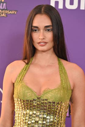Hannah Montana 20th Anniversary Special LOS ANGELES, CALIFORNIA - MARCH 23 Gizele Oliveira at the World Premiere of Disney+ s Hannah Montana 20th Anniversary Special at El Capitan Theatre on March 23, 2026 in Los Angeles, California.Credit: Michael Mattesr AdMedia EDITORIAL USE ONLY  Copyright: xx AdMediax admphotostwo977103