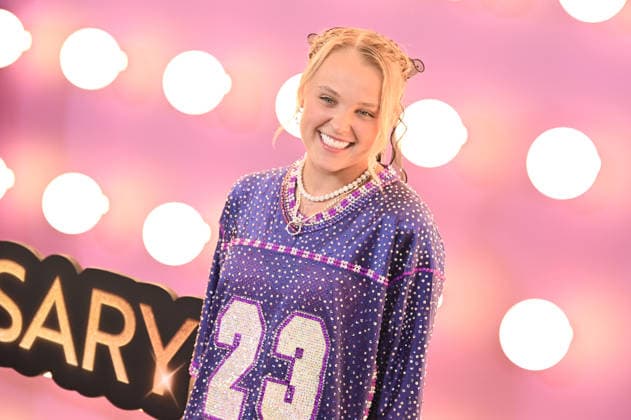 Hannah Montana 20th Anniversary Special LOS ANGELES, CALIFORNIA - MARCH 23 JoJo Siwa at the World Premiere of Disney+ s Hannah Montana 20th Anniversary Special at El Capitan Theatre on March 23, 2026 in Los Angeles, California.Credit: Michael Mattesr AdMedia EDITORIAL USE ONLY  Copyright: xx AdMediax admphotostwo977114