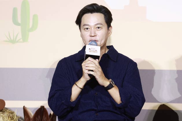 S. Korean actor Lee Seo-jin S. Korean actor Lee Seo-jin South Korean actor Lee Seo-jin, who stars in Ready or Not: Texas, an original reality-variety show by Netflix, speaks during a publicity event in Seoul on March 24, 2026. The10-episode series will be released worldwide the same day. (Yonhap) 2026-03-24 15:38:31 < 1980-2026 YONHAPNEWS AGENCY. .> ¼­¿ïÆ¯º°½Ã EDITORIAL USE ONLY  Copyright: xx PYH2026032415700034400 YonhapxNewsx yonphotos250741