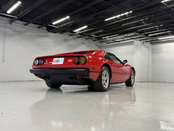 Iconic Ferrari driven by Tom Selleck in hit show Magnum, P.I. goes on sale Story from Jam Press (Magnum Ferrari Auction) Pictured: The 1979 Ferrari 308 GTS Targa which featured in Magnum, P.I.. Iconic Ferrari driven by Tom Selleck in hit show Magnum, P.I. goes on sale An iconic Ferrari driven by Tom Selleck in hit TV series Magnum, P.I. is set to go under the hammer. The 1979 Ferrari 308 GTS Targa featured in the show’s pilot episode and early filming of series one. The sleek motor became synonymous with Selleck’s character, private investigator Thomas Magnum. Finished in the classic Rosso Corsa red with a cream leather interior, the car boasts pop-up headlights and a removable targa roof. Under the bonnet sits a 2.9-litre V8 engine  Copyright: xJamxPress Barrett-JacksonxAuctionxCompany
