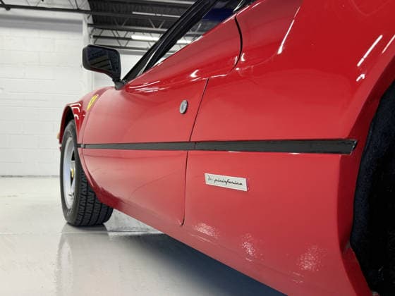 Iconic Ferrari driven by Tom Selleck in hit show Magnum, P.I. goes on sale Story from Jam Press (Magnum Ferrari Auction) Pictured: The 1979 Ferrari 308 GTS Targa which featured in Magnum, P.I.. Iconic Ferrari driven by Tom Selleck in hit show Magnum, P.I. goes on sale An iconic Ferrari driven by Tom Selleck in hit TV series Magnum, P.I. is set to go under the hammer. The 1979 Ferrari 308 GTS Targa featured in the show’s pilot episode and early filming of series one. The sleek motor became synonymous with Selleck’s character, private investigator Thomas Magnum. Finished in the classic Rosso Corsa red with a cream leather interior, the car boasts pop-up headlights and a removable targa roof. Under the bonnet sits a 2.9-litre V8 engine  Copyright: xJamxPress Barrett-JacksonxAuctionxCompany