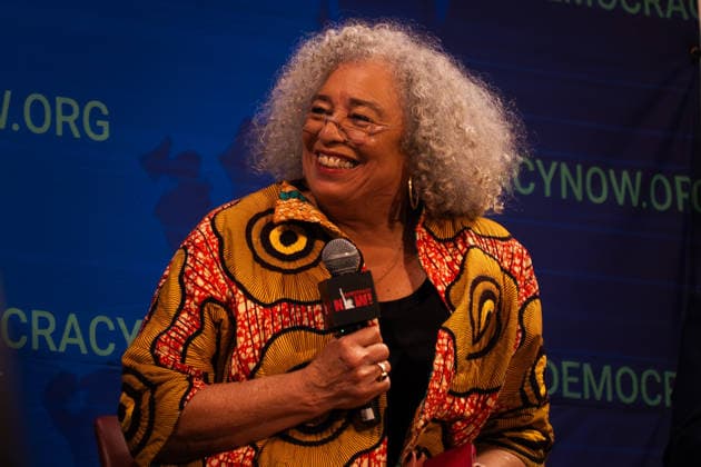 March 23, 2026, New York City, New York, United States: Angela Davis at the Democracy Now! 30th Anniversary New York City United States - ZUMAs378 20260323_zip_s378_015 Copyright: xIoannxMariaxStacewiczx