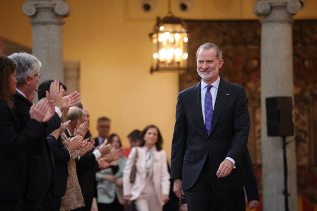 The King presents the Accreditations to the XI Promotion of Honorary Ambassadors of the Spanish Brand King Felipe VI presides over the presentation of the accreditations to the XI Promotion of Honorary Ambassadors of the Spanish Brand, at the Palace of El Pardo, on March 24, 2026, in Madrid Spain This is the eleventh promotion of Honorary Ambassadors of the Spanish Brand, an initiative of the Leading Brands of Spain Forum FMRE that aims to publicly recognize the people, companies or institutions that have contributed the most and best, with their exemplary professional career, to the strengthening of a positive image of Spain abroad 24 MARCH 2026 Alejandro Martínez Vé Madrid Madrid Spain  Copyright: xAlejandroxMartinezxVÃ lezx 7391058