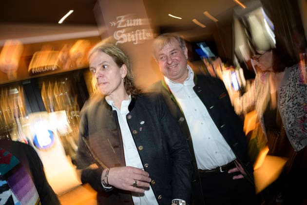 Christine und Lorenz Stiftl - Einweihung der Sportsbar Zum Stiftl in der Prälat-Zistl-Strasse 10, München am 24.03.2026