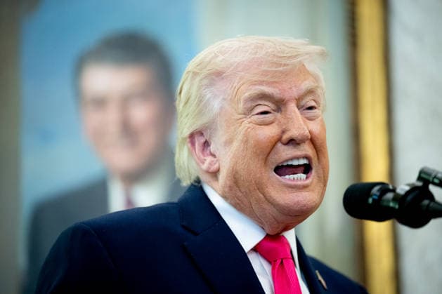 US President Donald Trump speaks during a swearing-in ceremony in the Oval Office of the White House in Washington, DC, US, on Tuesday, March 24, 2026. Markwayne Mullin was confirmed Department of Homeland Security secretary, placing the Oklahoma senator in charge of a Trump administration immigration crackdown that has triggered a 37-day funding shutdown of the cabinet agency.  WASP20260324103 GraemexSloan