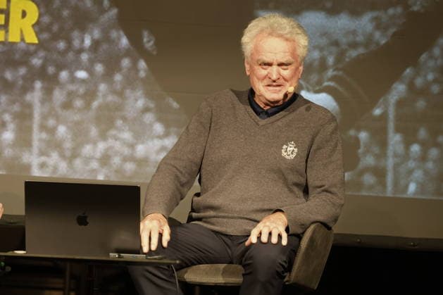 Sepp Maier auf Tour Sepp Maier bei der Sepp Maier Live Tour 2026 in der Karl-Diehl-Halle. Röthenbach an der Pegnitz, 23.03.2026 Röthenbach Nürnberger Land Karl Diehl-Halle Bayern D Copyright: xAgenturxWehnert R.Zichyx