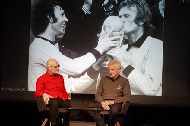 Sepp Maier auf Tour Tobias Bücklein und Sepp Maier bei der Sepp Maier Live Tour 2026 in der Karl-Diehl-Halle. Röthenbach an der Pegnitz, 23.03.2026 Röthenbach Nürnberger Land Karl Diehl-Halle Bayern D Copyright: xAgenturxWehnert R.Zichyx