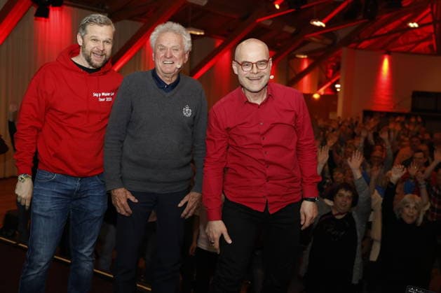 Sepp Maier auf Tour Holger König, Sepp Maier und Tobias Bücklein bei der Sepp Maier Live Tour 2026 in der Karl-Diehl-Halle. Röthenbach an der Pegnitz, 23.03.2026 Röthenbach Nürnberger Land Karl Diehl-Halle Bayern D Copyright: xAgenturxWehnert R.Zichyx