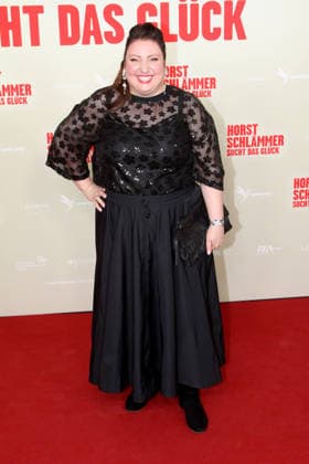 Meltem Kaptan bei der Horst Schlaemmer sucht das Glueck Kino Premiere im Cinemaxx Dammtor am 24.3.2026 in Berlin Horst Schlaemmer sucht das Glueck Kinopremiere in Hamburg
