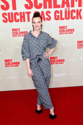 Annika Lau attends the Horst Schlaemmer sucht das Glueck premiere at Cinemaxx Dammtor on March 24, 2026 in Hamburg, Germany Horst Schlaemmer sucht das Glueck Premiere in Hamburg, Germany
