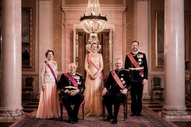 State Visit of King Philippe and Queen Mathilde to Norway (Day 1) OSLO, NORWAY - MARCH 24 : State Visit of King Philippe and Queen Mathilde to Norway (Day 1) : Family picture before the Banquet with King Harald V, Queen Sonja, Crown Prince Haakon, King Philippe and Queen Mathilde on March 24, 2026 in Oslo, Norway, 24 03 2026 Oslo Norway  Copyright: xPhotoxNewsx