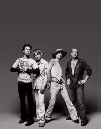LA Rock Group Jane s Addiction Aug 05, 1991; Los Angeles, CA, USA; Jane s Addiction (LtoR) DAVE NAVARRO, ERIC AVERY, PERRY FERRELL, STEVEN PERKINS ppose for a famous studio shot. Los Angeles CA USA Copyright: xEMIx