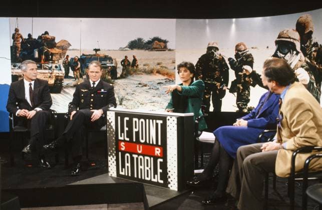 Anne Sinclair, 1991 Anne Sinclair presenting the TV programme Le Point sur la table (special Gulf War) on 16 January 1991. Photo Jacques Loew Copyright: xJacquesxLoew Photo12x LWE24A00258 !ACHTUNG AUFNAHMEDATUM GESCHÄTZT!
