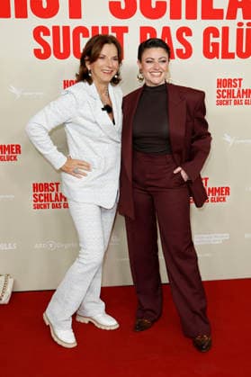 Claudia Obert und Tahnee Schaffarczyk bei der Premiere des Kinofilms Horst Schlämmer sucht das Glück im Cinemaxx Dammtor. Hamburg, 24.03.2026