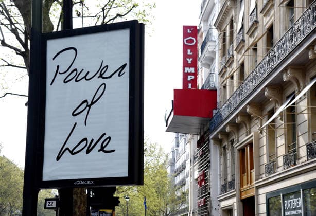 Celine Dion s Song Titles Displayed In The Streets Of Paris Celine Dion s song titles are displayed in the streets of Paris, Pour que tu m aimes encore, Encore un soir, My Heart Will Go On, S il suffisait d aimer, Power of Love France on March 24, 2026. Photo by Alain Apaydin ABACAPRESS.COM Date de PDV ; 24 03 2026 Paris France  Copyright: xApaydinxAlain ABACAx