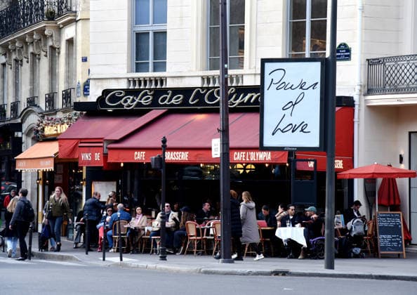 Celine Dion s Song Titles Displayed In The Streets Of Paris Celine Dion s song titles are displayed in the streets of Paris, Pour que tu m aimes encore, Encore un soir, My Heart Will Go On, S il suffisait d aimer, Power of Love France on March 24, 2026. Photo by Alain Apaydin ABACAPRESS.COM Date de PDV ; 24 03 2026 Paris France  Copyright: xApaydinxAlain ABACAx