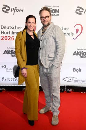 Ulrike Frank mit Ehemann Marc Schubring bei der Verleihung des 24. Deutschen Hörfilmpreises 2026 im Colosseum Filmtheater. Berlin, 24.03.2026