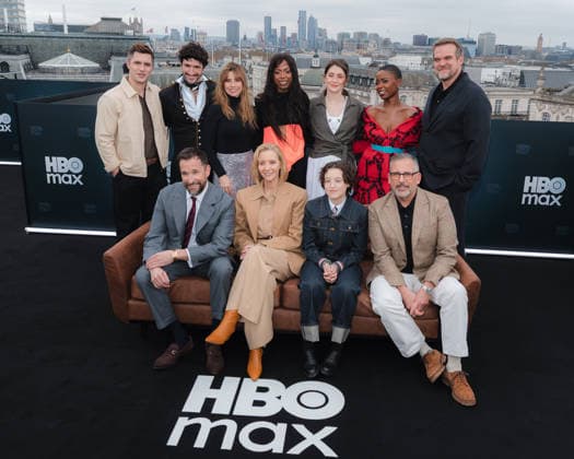 HBO Max s The Pitt London Photocall at The Venue Piccadilly in London, UK, 24 March 2026 London, UK, 24 March 2026: From left to right: Phil Dunster, Jordan Firstman, Linda Cardellini, True Whitaker, Charly Clive, Joy Sunday, David Harbour, Noah Wyle, Lisa Kudrow, Bella Ramsey and Steve Carell at HBO Max s The Pitt London Photocall at on the rooftop of The Venue Piccadilly in London. The HBO Max Experience, an immersive takeover of The Venue, is open to the public on 24 and 25 March. All episodes of The Pitt Season 1 will be available to stream exclusively on HBO Max in the UK and Ireland from March 26, with episodes from Season 2 airing on a weekly basis., Credit:DAVID JON @DAVIDJONPHOTOGRAPHY Avalon  Copyright: xDAVIDxJONx@DAVIDJONPHOTOGRAPHYx xAvalonx 1086055177