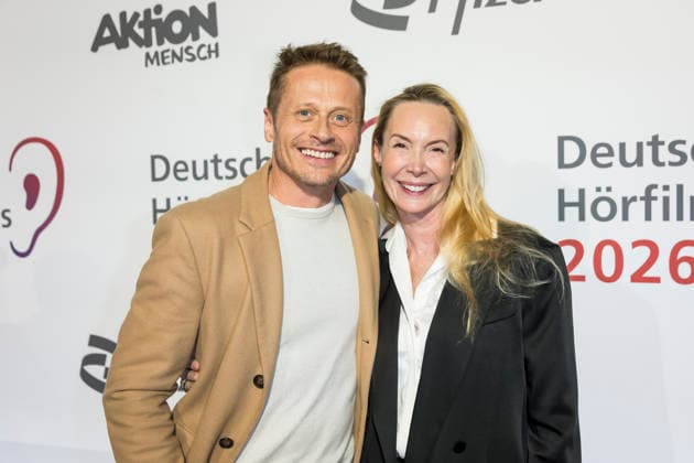 Deutscher Hörfilmpreis, Preisverleihung im Kino Colosseum, Berlin, 24.03.2026 Roman Knizka und Feo Aladag vor der Preisverleihung zum Deutschen Hörfilmpreis im Berliner Kino Colosseum am 24.03.2026 Berlin Kino Collosseum Copyright: xBenxKriemannx