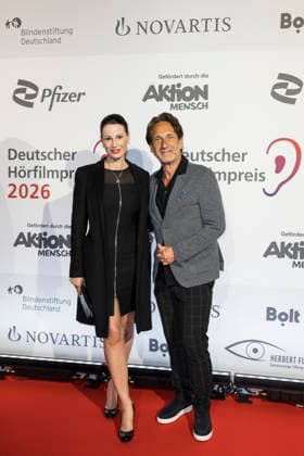 Deutscher Hörfilmpreis, Preisverleihung im Kino Colosseum, Berlin, 24.03.2026 Katharina Gerhardt und Falk-Willy Wild vor der Preisverleihung zum Deutschen Hörfilmpreis im Berliner Kino Colosseum am 24.03.2026 Berlin Kino Collosseum Copyright: xBenxKriemannx