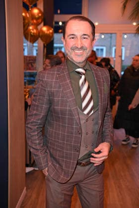 Bedo Bülent Kayaturan bei der Premiere von MALLE OLE - DAS MUSICAL DAS BALLERT! im First Stage Theater in Hamburg am 25.03.2026