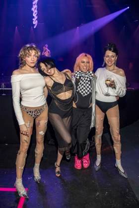 ABB POLYTON- Lotta Kummer von Blond, Domiziana, Paula Carolina, Saengerin, und Nina Kumme zu Gast auf der Party bei der Polyton Musikpreis Preisverleihung 2026 im Atelier GardensBerkin am Mittwoch 25.03.2026 in Berlin Berlin Deutschland