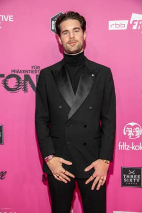 ABB POLYTON- Paul Bunne zu Gast auf dem roten Teppich bei der bei der Polyton Musikpreis Preisverleihung 2026 im Atelier GardensBerkin am Mittwoch 25.03.2026 in Berlin Berlin Deutschland
