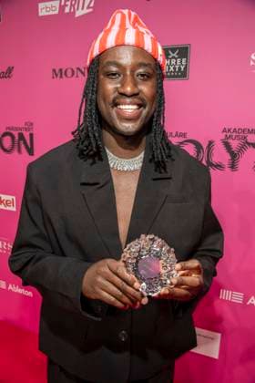 ABB POLYTON- Saenger Jonny Mahoro Preistraeger zu Gast auf der Party bei der bei der Polyton Musikpreis Preisverleihung 2026 im Atelier GardensBerkin am Mittwoch 25.03.2026 in Berlin Berlin Deutschland