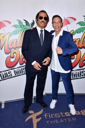 Kalle Schwensen und Harald Reitinger bei der Musicalpremiere Malle Ole im FIRST STAGE Theater in Hamburg am 25.03.2026