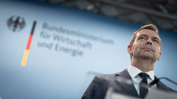 Markus Steilemann, Präsident Verband der Chemischen Industrie VCI;Pressekonferenz zur Vorstellung der Chemieagenda der Bundesregierung im Bundeswirtschaftsministerium, Berlin Berlin Deutschland BMWE *** Markus Steilemann, President of the German Chemical Industry Association VCI Press conference on the presentation of the German governments chemicals agenda at the Federal Ministry of Economics, Berlin Berlin Germany BMWE