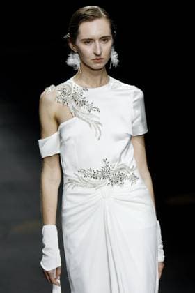 BEIJING, CHINA - MARCH 26: A model walks the runway at the XiaoZhuangTangYun collection by designer Midori on day 7 of China Fashion Week 2026 (Spring) at 798Â·751 PARK on March 26, 2026 in Beijing, China.  Copyright: xChinaxNewsxServicex 111630841701
