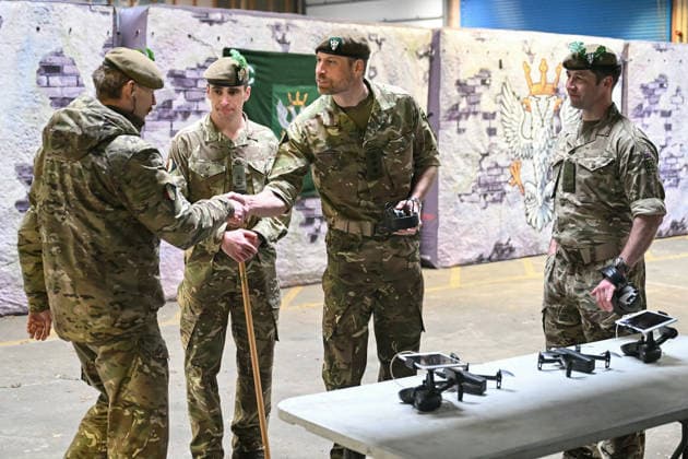. 26 03 2026. Bulford, United Kingdom. Prince William, the Prince of Wales, during a visit to the 1st Battalion The Mercian Regiment in Bulford, United Kingdom.  xPoolx xi-Imagesx IIM-26665-0006