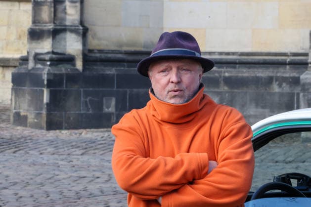 Dreharbeiten für den 50. Tatort aus Münster. Fototermin am Set. Dreharbeiten für den Münster-Tatort auf dem Domplatz. Arbeitstitel Eine Frage der Zeit. Axel Prahl, als Hauptkommissar Frank Thiel. Münster, Nordrhein-Westfalen, DEU, Deutschland, 26.03.2026