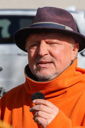 Dreharbeiten für den 50. Tatort aus Münster. Fototermin am Set. Dreharbeiten für den Münster-Tatort auf dem Domplatz. Arbeitstitel Eine Frage der Zeit. Axel Prahl, als Hauptkommissar Frank Thiel. Münster, Nordrhein-Westfalen, DEU, Deutschland, 26.03.2026