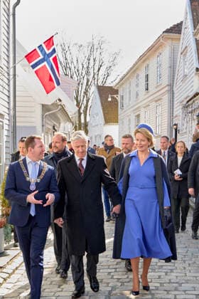 Belgian Royal Couple Visits Norway - Day 3 Queen Mathilde and King Philippe of Belgium during the Visited the old village of Stavanger in Norway on March 25, 2026, during the second day of the official visit in Norway. Photo by Olivier Polet ABACAPRESS.COM Stavanger Norway  Copyright: xPoletxOlivier ABACAx