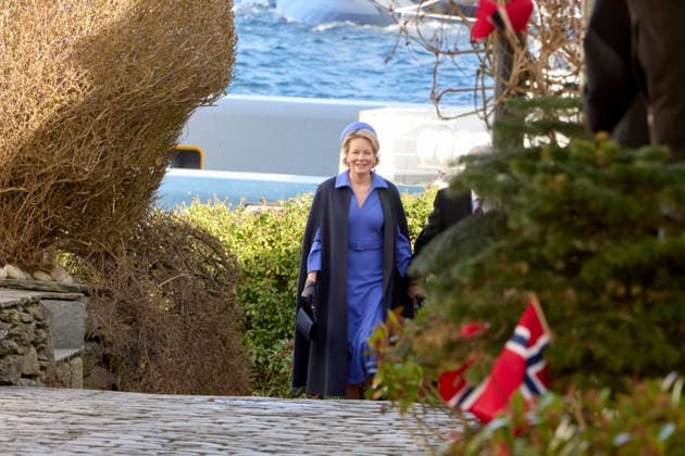 Belgian Royal Couple Visits Norway - Day 3 Queen Mathilde of Belgium during the Visited the old village of Stavanger in Norway on March 25, 2026, during the second day of the official visit in Norway. Photo by Olivier Polet ABACAPRESS.COM Stavanger Norway  Copyright: xPoletxOlivier ABACAx