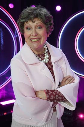 Kabarettistin Lioba Albus zu Gast bei der ARD Show Ladies Night die einzige Comedy- und Kabarettshow mit rein weiblicher Besetzung im deutschsprachigen Fernsehen: